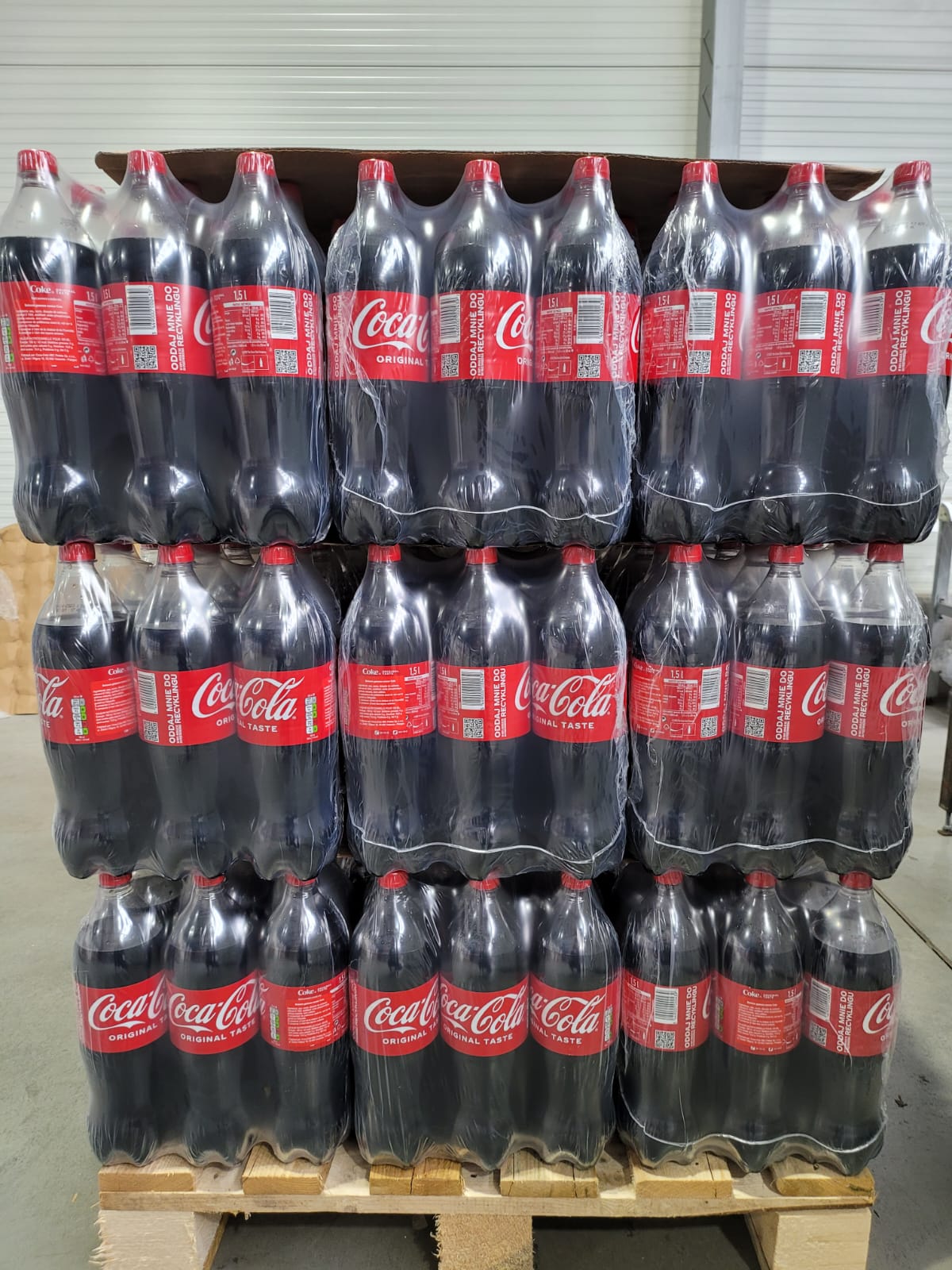 1.5L bottles Polish Coca Cola-new 6 pack machine pacing
