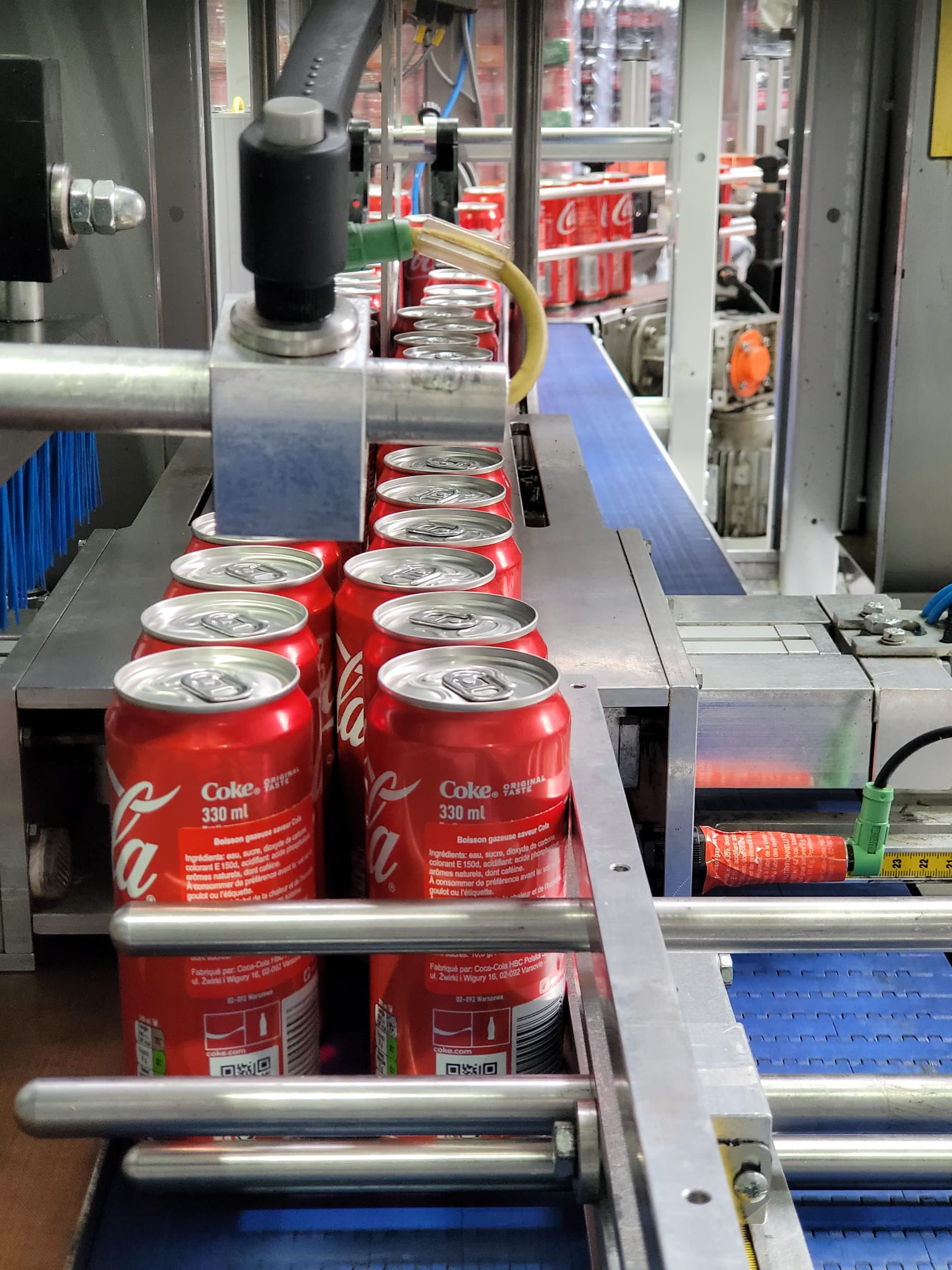 Polish 330 ml can with FR sticker on 2